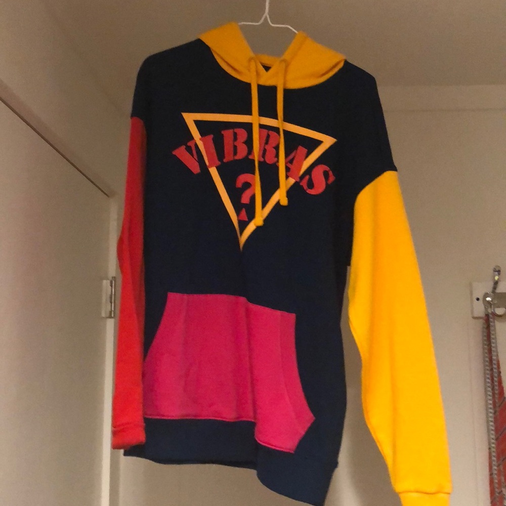 🔥SOLD🔥Guess balvin colorblock hoodie